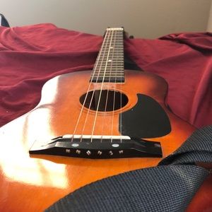 Mini Guitar